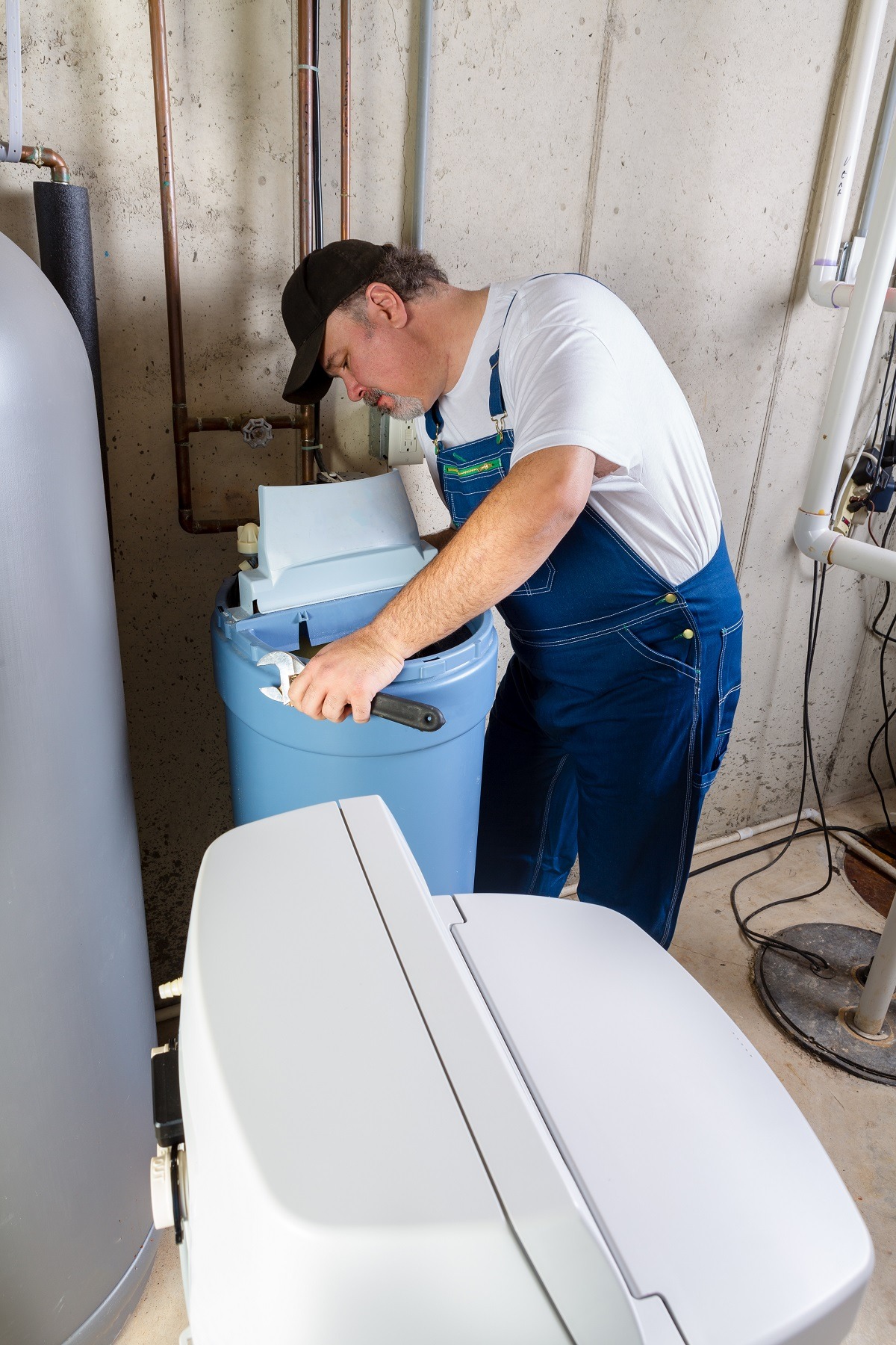 Experienced home installer with water softener